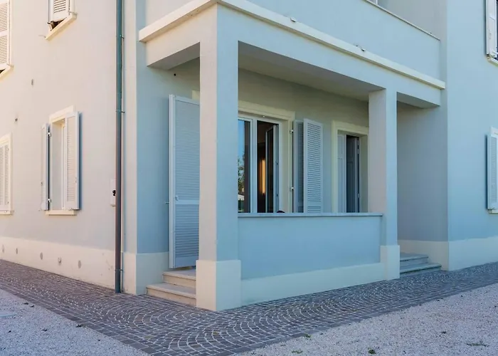 CASA MADRE 74 Esclusiva residenza fronte mare